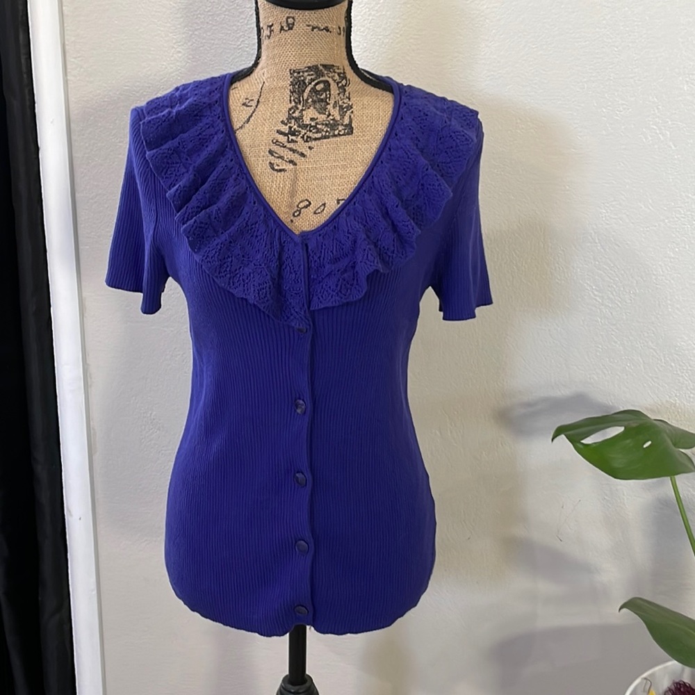 Jones wear royal blue lace color top